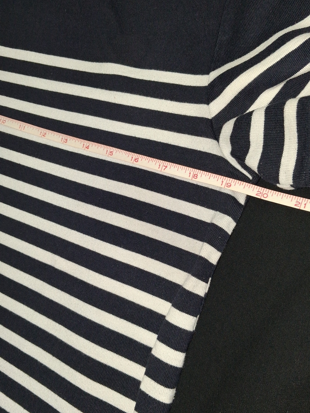 Liz Claiborne Dark Blue & White Striped Short Sleeve Top - Picture 4 of 5